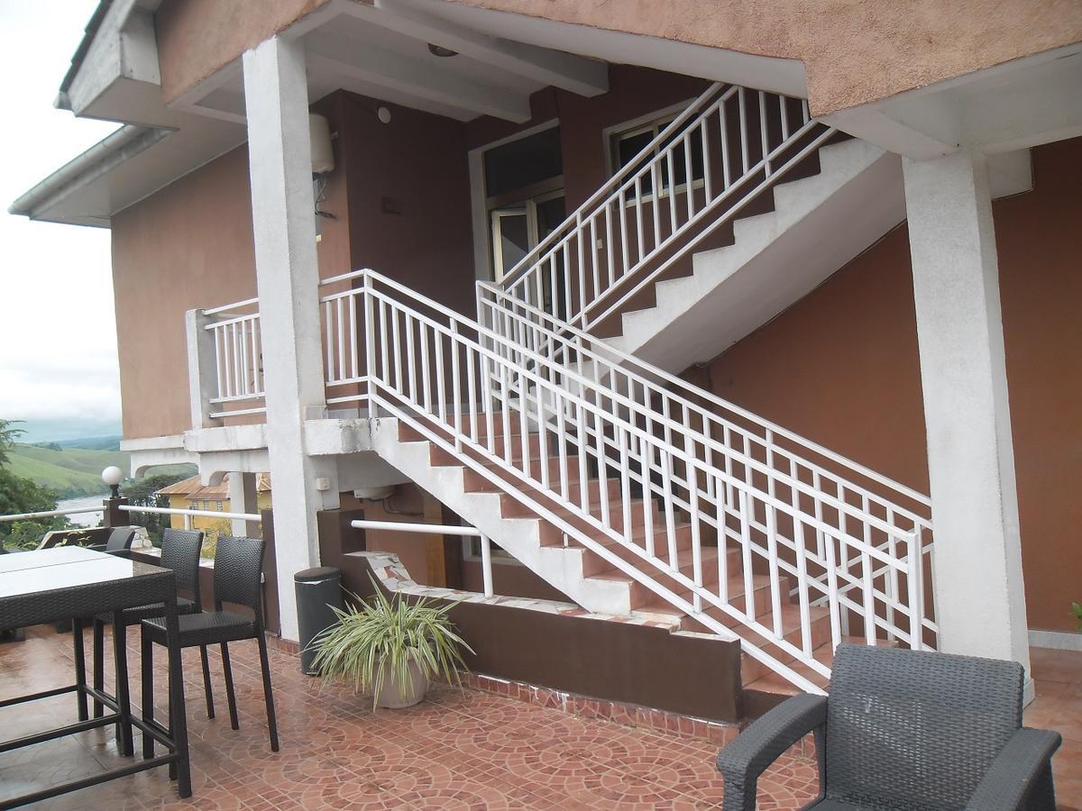 Hotel Vivi Palace Matadi Esterno foto